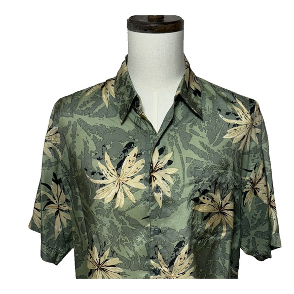 Windham Pointe Shirt Mens Large Green Tan Hawaiian Floral Silk Blend Beachy - Picture 4 of 8